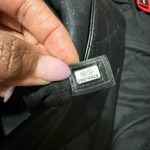 COPY - Calfskin Chain 20s Signature Hobo Black. - Picture 14 of 15